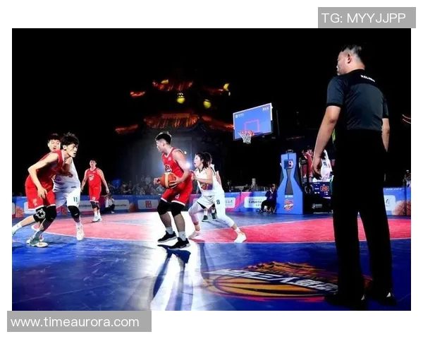 武汉篮球队展现出色团队协作能力助力联赛表现提升