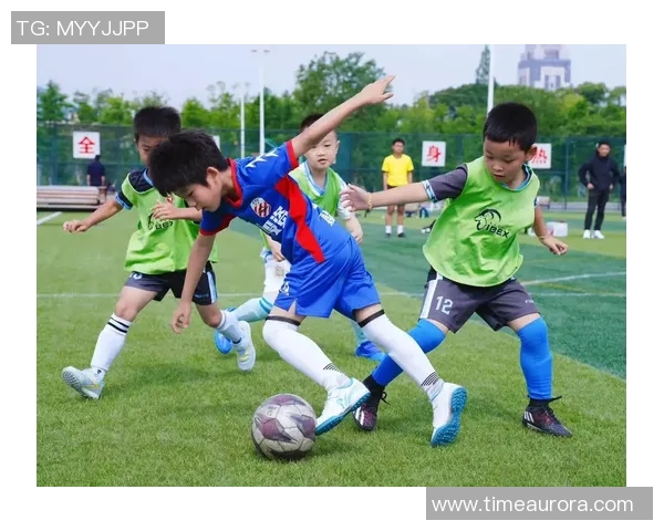 米字旗下的足球巨星们:他们如何在绿茵场上书写传奇故事 米字旗下的足球巨星们:他们如何在绿茵场上书写传奇故事